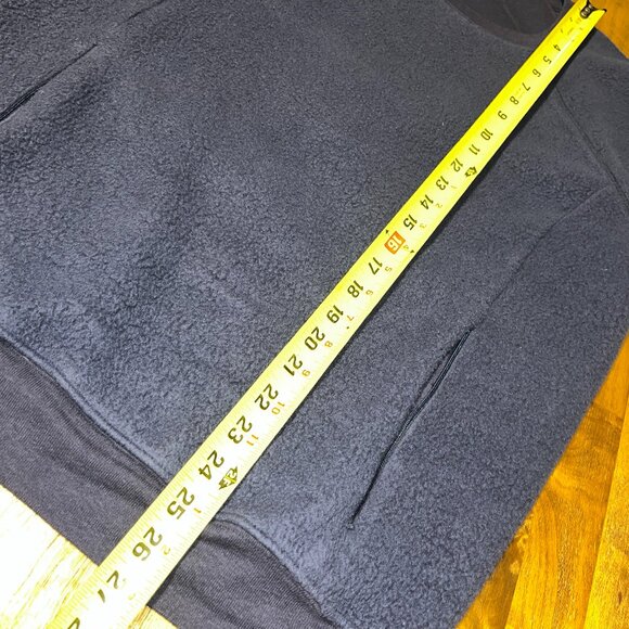 Alo Yoga Triumph Crew Sweatshirt men's medium Inside Out Fleece Pocket - Picture 3 of 6